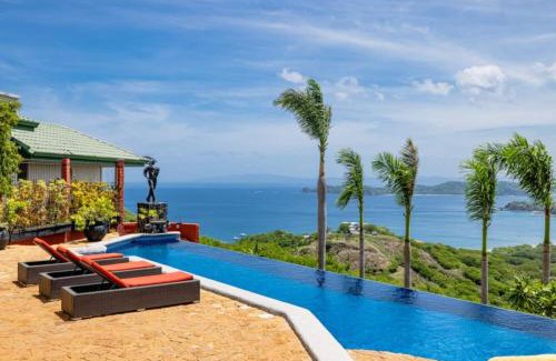 Playa Hermosa Casa | Casa Amarilla