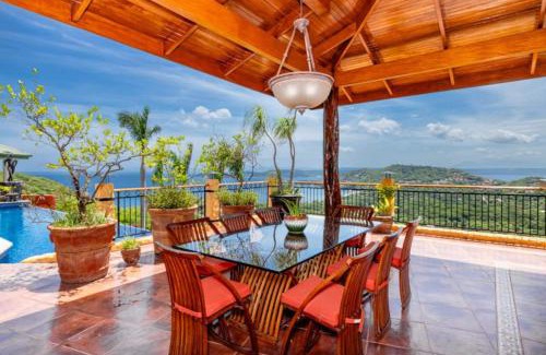 Playa Hermosa Casa | Casa Amarilla
