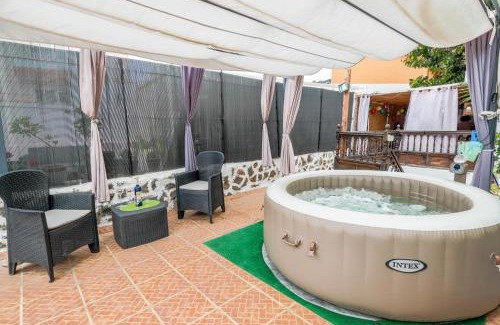El Guincho Casa | Casa Amparo