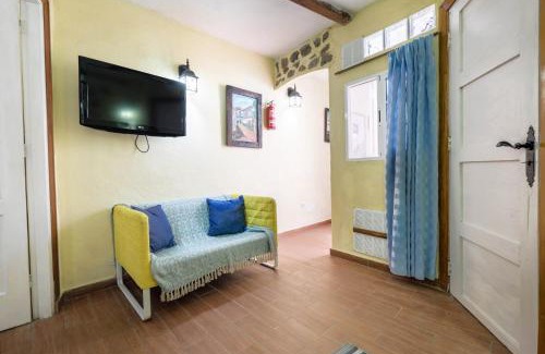 El Guincho Casa | Casa Amparo