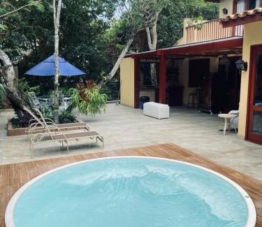 Praia Rasa Casa | Casa ampla em condomínio fechado com área de lazer completa