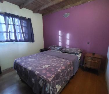 Las Colinas de Peralta Ramos Casa | Casa amplia con jardin grande, parrilla y pileta en mar del plata en barrio jardin pegado al bosque peralta ramos