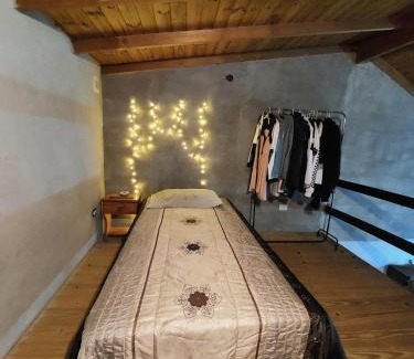 Las Colinas de Peralta Ramos Casa | Casa amplia con jardin grande, parrilla y pileta en mar del plata en barrio jardin pegado al bosque peralta ramos