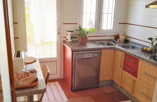 Burguillos Villa | CASA ANA: Muy tranquila, con jardín y piscina para relajarse