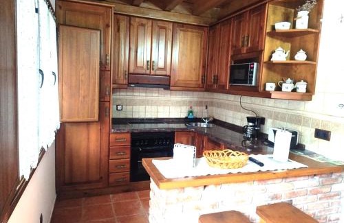 Intriago Casa | CASA ANGELITA INTRIAGO CANGAS DE ONis