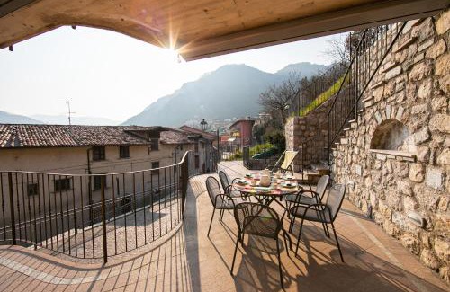 Vesio Apartamento | Casa Angiolina Lake And Mountain View - Happy Rentals