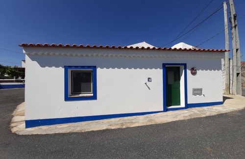 Espirito Santo Casa | CASA ANTÓNIO DA PALMA Mesquita, turismo na aldeia