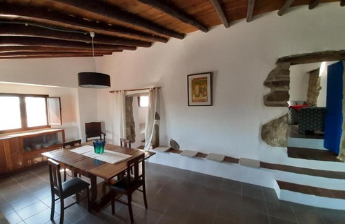 Espirito Santo Casa | CASA ANTÓNIO DA PALMA Mesquita, turismo na aldeia