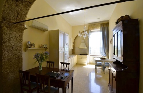 Arpino Apartamento | Casa Antica ed Elegante in Pieno Centro Storico