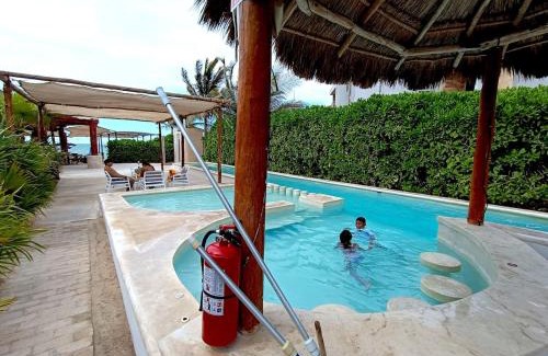 Puerto Yucalpetén Apartamento | Casa Apolo, piscina y club de playa