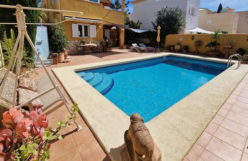 La Parata Chalet De Esquí | Casa Apsara- Precioso chalet con piscina privada cerca de la playa