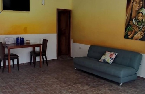 Baños de Agua Santa Cabina | Casa Augusto Hospedaje