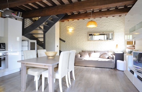 Montone Casa | Casa Avena casa de huéspedes en Montone con gran jardín