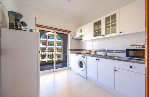 Alporchinhos Apartamento | Casa Azul 2 - Senhora da Rocha, Algarve