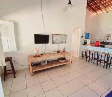 Coqueiro Casa | Casa azul, Coqueiro - PI