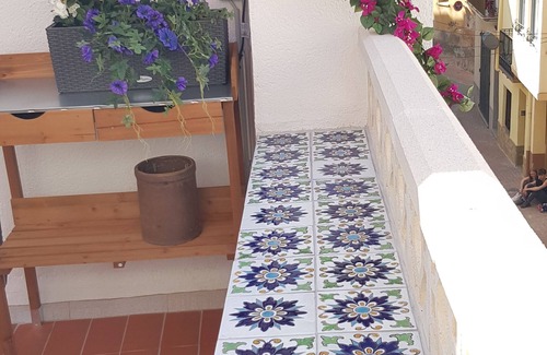 Cálig Casa | Casa Azul de Calig - Ruhiges Ferienhaus im Historischen Ortskern, Nähe Peniscola