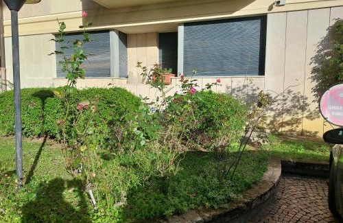 Carignano Apartamento | CASA AZZURRA con PARKING AUTO