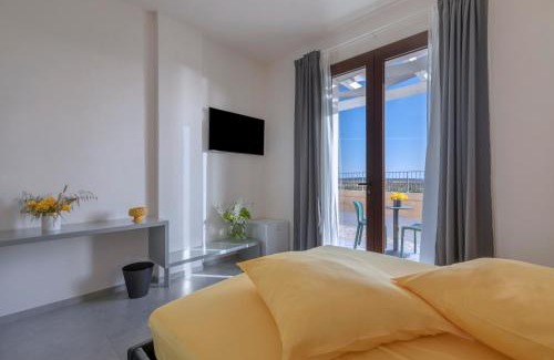 Birgi Vecchi Apartamento | Casa B, Room 2 - mit Pool - at Lagoon - Lo Stagnone Kite Spot - Palm Kite Paradise