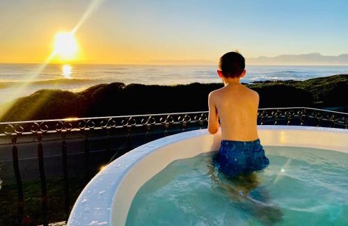 Gansbaai Casa | Casa Balena - Gansbaai seafront accommodation, back-up power