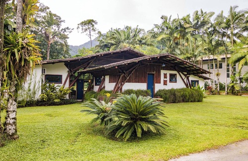 Frade Condominio | CASA BAMBU ANGRA