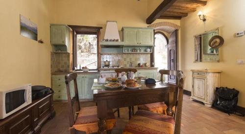 Campiglia d'Orcia Apartamento | Casa Bandino