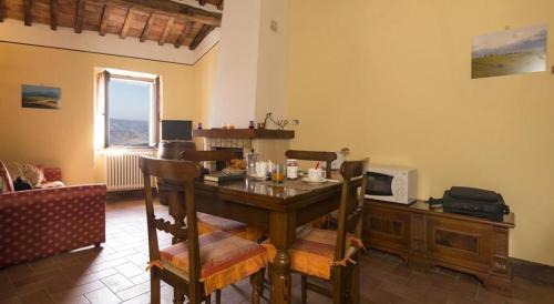 Campiglia d'Orcia Apartamento | Casa Bandino