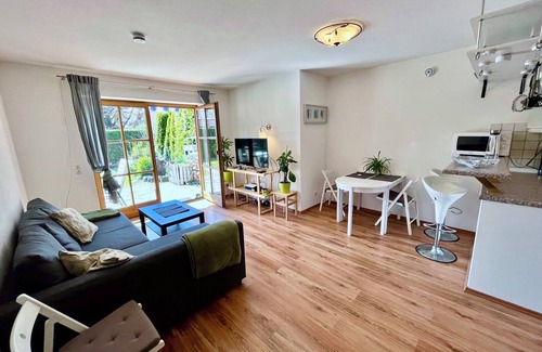 Wolfratshausen Apartamento | 2 habitaciones Apartamento de vacaciones para el Oktoberfest, senderismo y esquí.