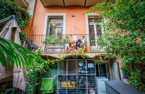 L'Antiga Esquerra de l'Eixample Hostal | Casa Barcelo Hostel Barcelona