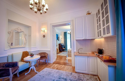 Brasov City Centre Hotel | Casa Baritiu