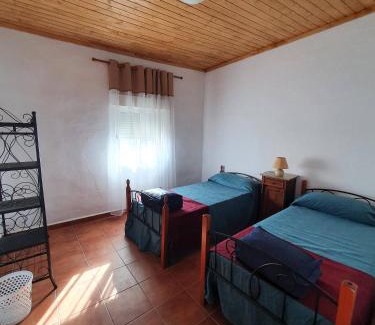 Rotgla i Corbera Casa | CASA BAUTISTA - ROTGLÀ