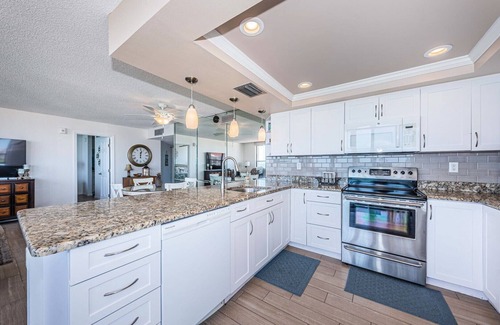 Casa del Mar Condominio | Casa 'Beach More, Worry Less'