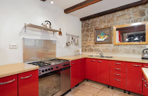 Vrboska Cabaña | Casa Belinda | Quaint Village Stone Cottage on Hvar Island