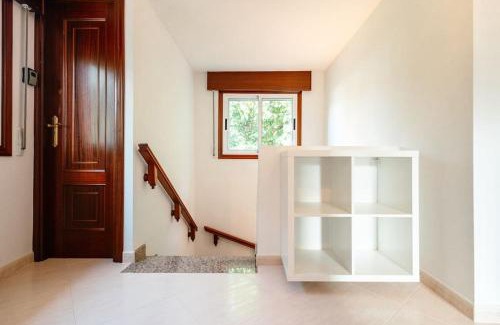 Lalín Casa | Casa Bella Lalin- 4 Double bedroom Galician Country Home!