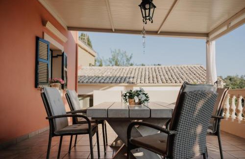 Benitses Villa | Casa Bella Vita