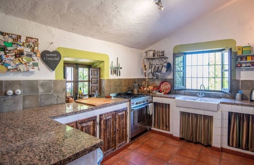 Alcaucín Villa | Casa Belmonte Alcaucín by Ruralidays