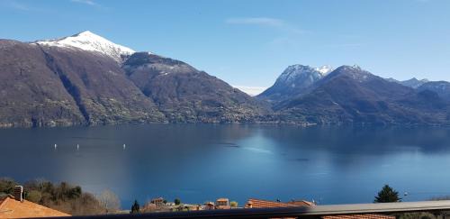 Santa Maria - Rezzonico Apartamento | casa Belvedere