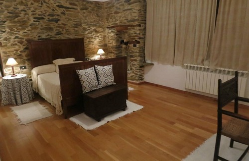 Currelos Casa | Casa Benaxo