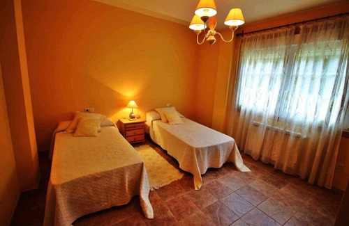 Bergondo Casa | Ref. 11919 Chalet con finca cerca de A Coruña