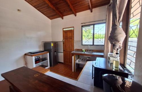 Valle Pura Vida Apartamento | Casa Blanca - Manuel Antonio Park