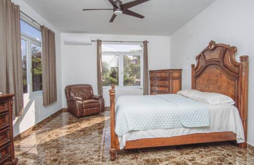 Pueblo Apartamento | Casa Blanca Mountain and Ocean Views