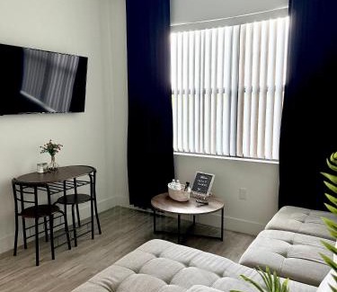 Sunshine Apartamento | Casa Blanca Private Suite