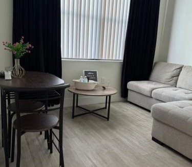 Sunshine Apartamento | Casa Blanca Private Suite