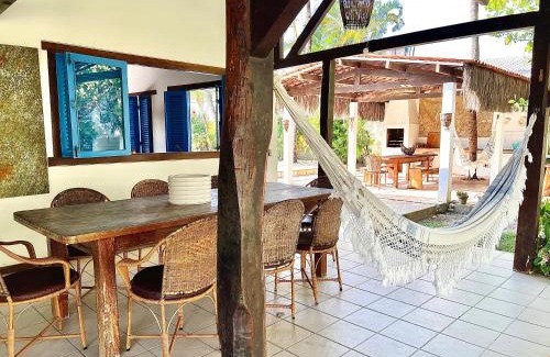 Barra Mar Casa | Casa Bonita da Barra - 04 quartos, 170m da praia barramar