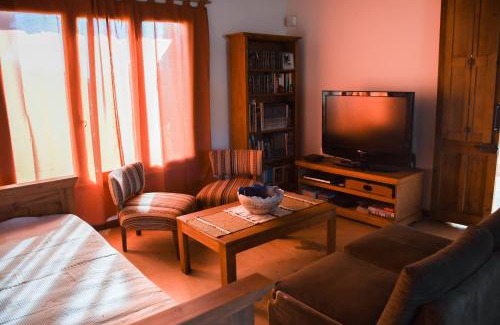Tandil Cama Y Desayuno | Casa Bordó, B & B