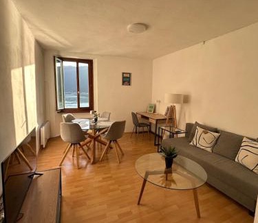 Bissone Apartamento | Casa Borromini - Parking - Vista Lago di Lugano