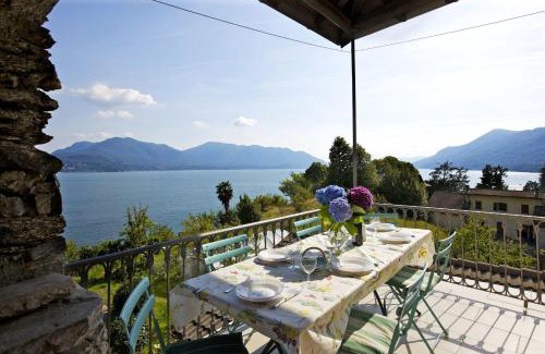 Cannobio Apartamento | Casa Bougainville
