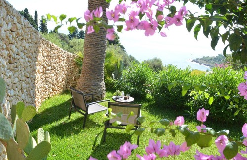 Scopello Casa | Casa Bouganville