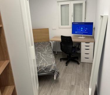 Pozuelo de Alarcón Casa | Casa Boutique en Pozuelo con 7 habitaciones y 4 baños compartidos