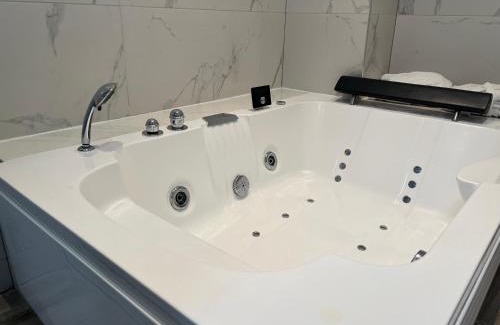 San Anton Casa | Casa Brava