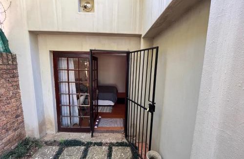 Hatfield Casa | Casa Bravo - Pilgrims Palace